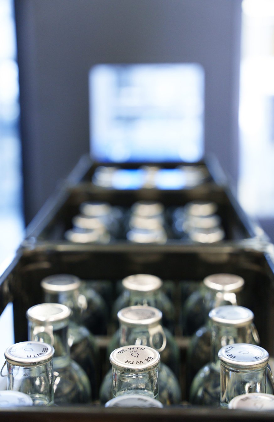 BE WTR launches circular bottling plant in the heart of Paris