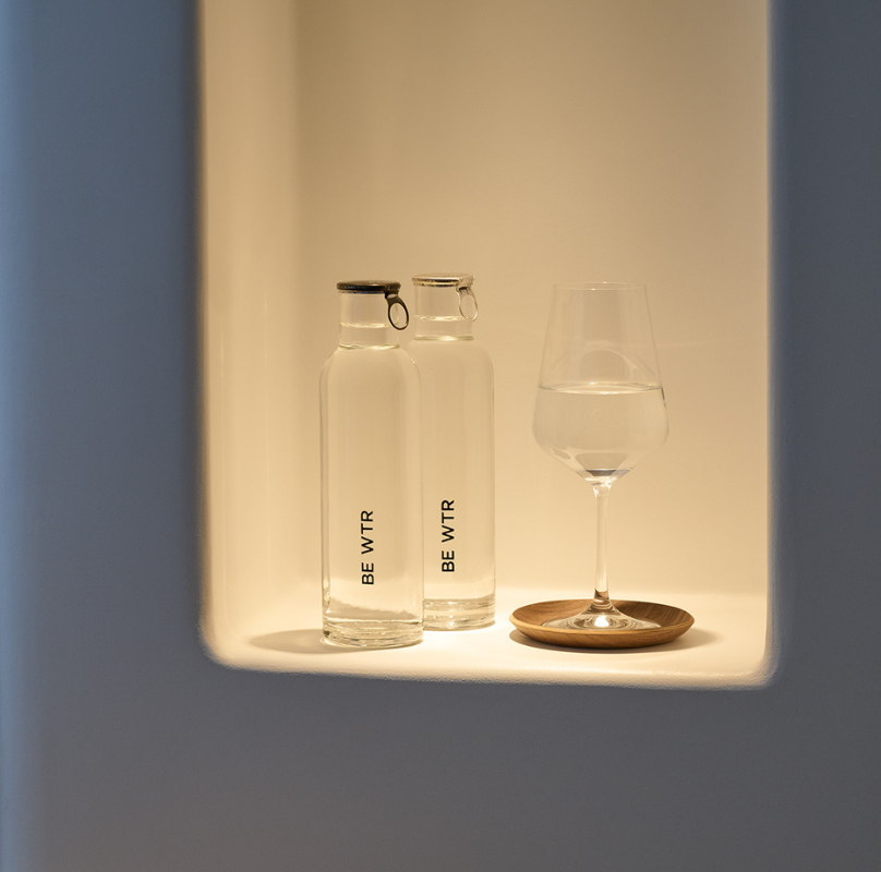 left-right image (3)